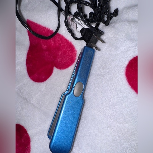 BaBylissPRO Nano Titanium Blue Styler mini - Picture 1 of 5